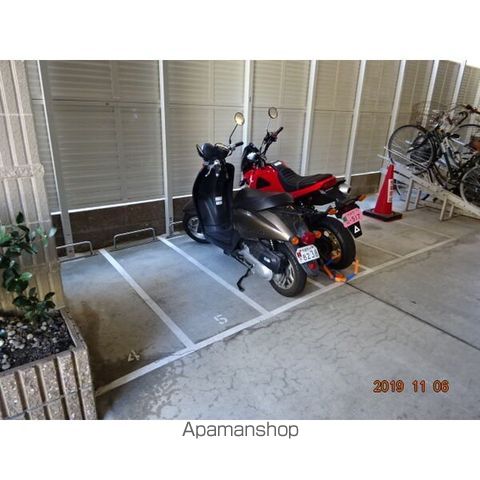 アーバンフラッツ五条堀川の内装写真