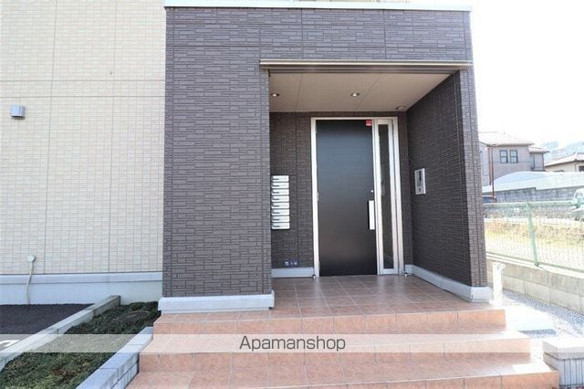 アンクレージュの玄関写真