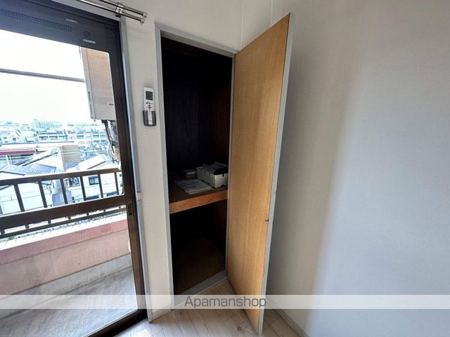 オーナーズマンション瓢箪山の内装写真