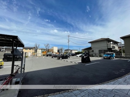 セントリーパーク[2LDK/61.5m2]の駐車場6