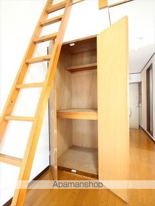 サン・レオン二番館[1R/24m2]の内装2