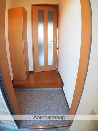 ガーデンアネシス[1LDK/31m2]の玄関