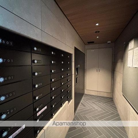 パークアクシス新宿西落合の玄関写真