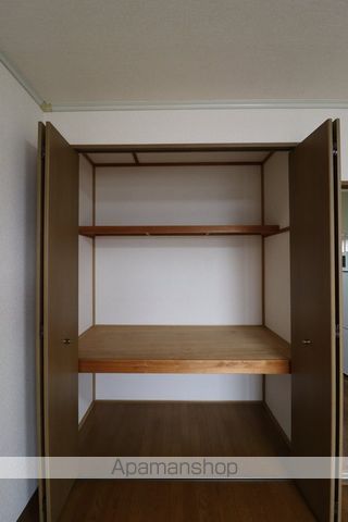 原女鳥羽ハイツBの内装写真