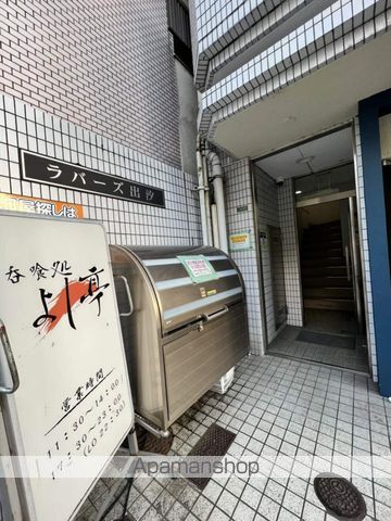 ラバーズ出汐の玄関写真