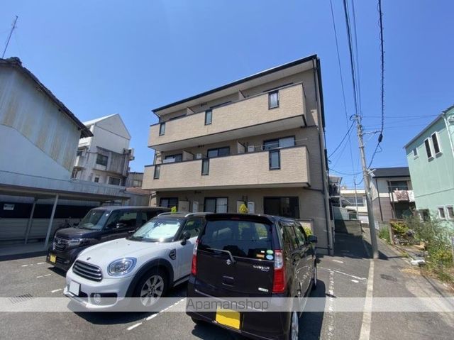 フォブールTROIS栗林の外観写真