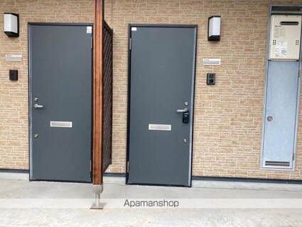 サンフィールドⅢ[1R/42.23m2]のエントランス