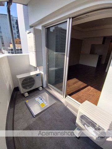 セレニテフラン本町の内装写真