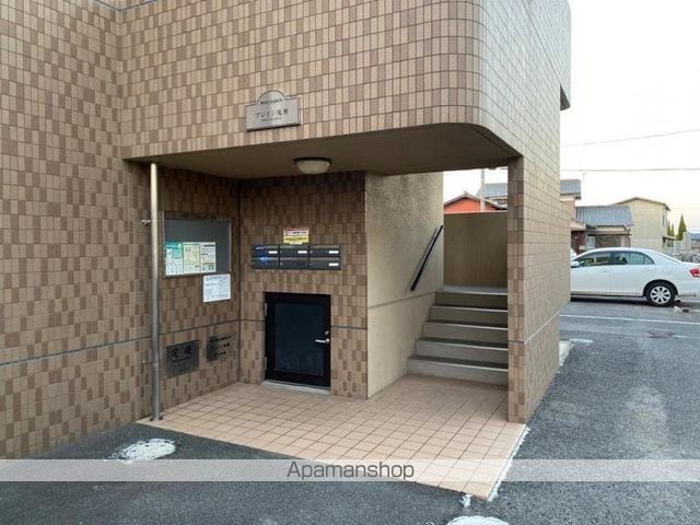 ブレイン鬼無の玄関写真