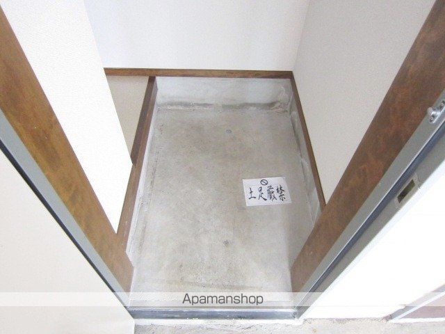 ハイクオリティ三輪の内装写真