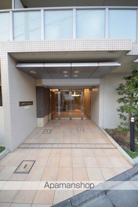 エスティメゾン中野富士見町[1K/28.5m2]のエントランス