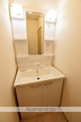 シャインポート屋島ＡＤ棟[1LDK/50m2]の洗面所