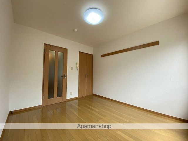 クレアーレ瑞江IVの内装写真