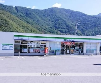 長野県千曲市大字戸倉[3DK/62.87m2]の周辺2