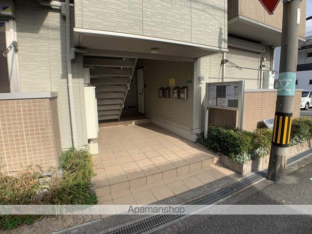 ダイワ・メゾン・三国本町の玄関写真