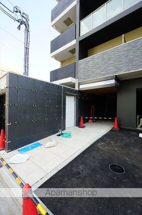 愛知県名古屋市西区新道２丁目[1K/24.94m2]のエントランス