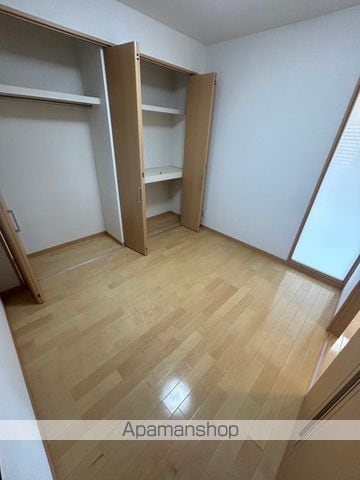 J.FEEL高千穂通の内装写真