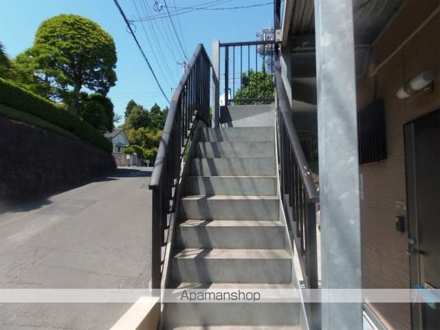 フェヴァリーVIIIの玄関写真