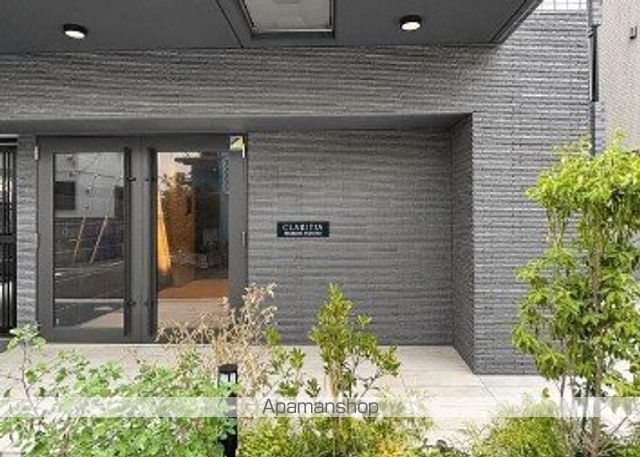 クラリティア板橋本町の玄関写真