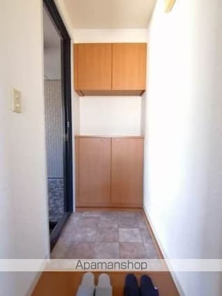 バリュージュ　Ａ棟[2K/43.01m2]の玄関