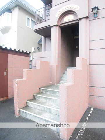 エスパシオ本郷の玄関写真