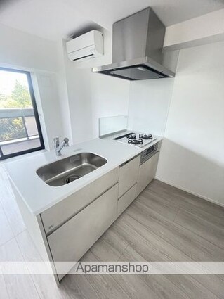 東京都港区西麻布２丁目[2LDK/58.34m2]のキッチン