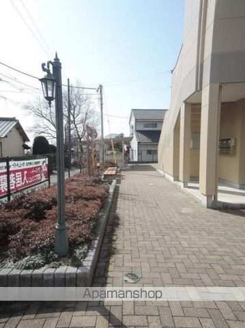 パラシオン旭Cの玄関写真