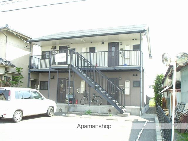 ファミール・田中の外観写真