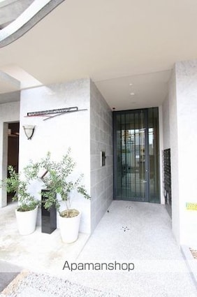 コリドール中央[1SLDK/45.9m2]のエントランス