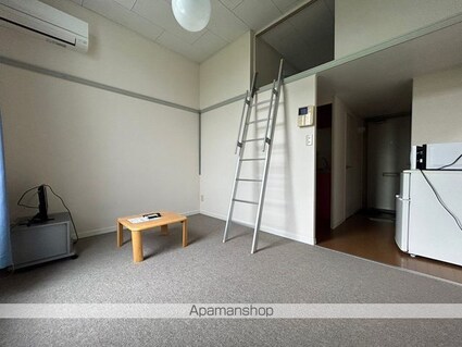 レオパレスアクア[1K/19.87m2]の内装1