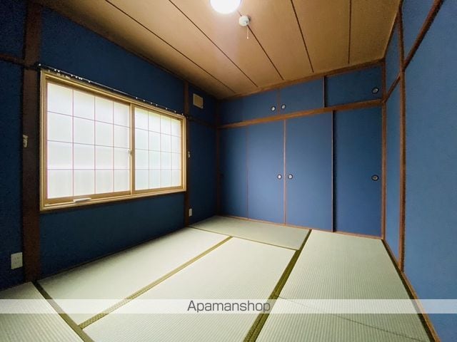 グラシア湯川2丁目の内装写真