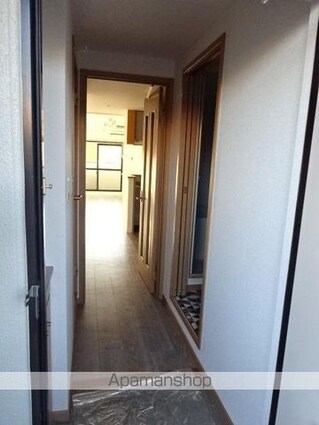 コモド　カーサ[1R/34m2]の玄関