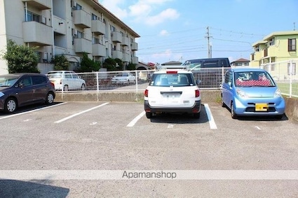 サンヴェール木太　南棟[2LDK/67.32m2]の駐車場