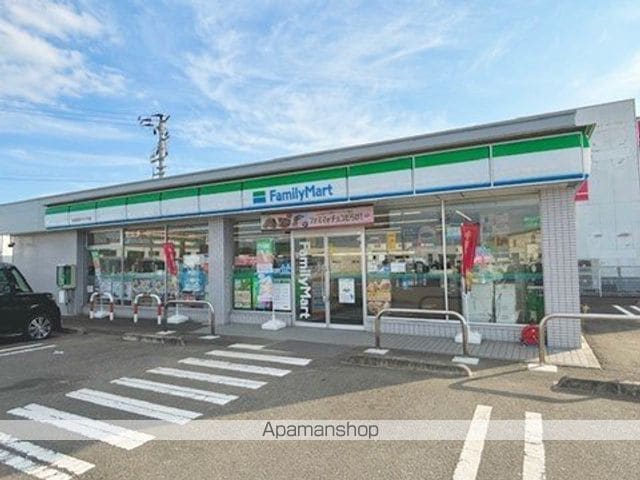 プール・モエの周辺写真