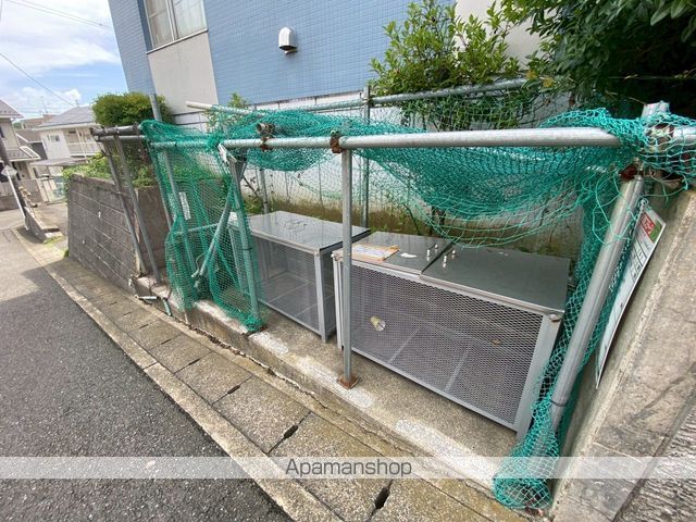 秀英フラッツの外観写真