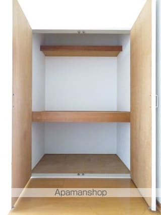 メゾンラフィーネ[1K/23.1m2]の収納