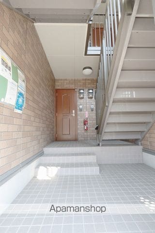 コーポK C棟の玄関写真