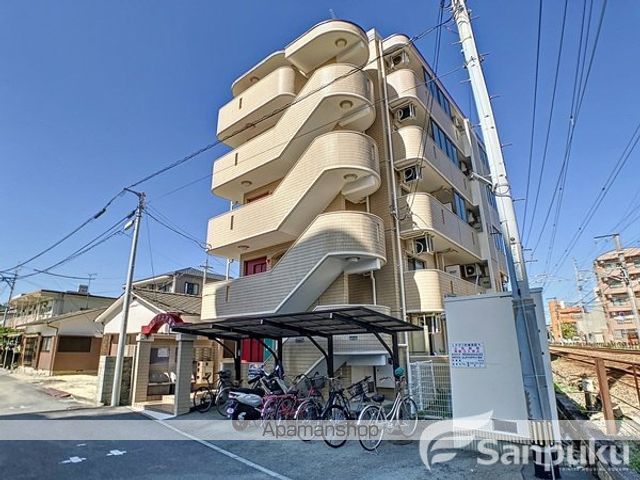 グランデュア宮田の外観写真