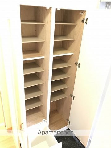 レオパレスカーサ鳴門の内装写真
