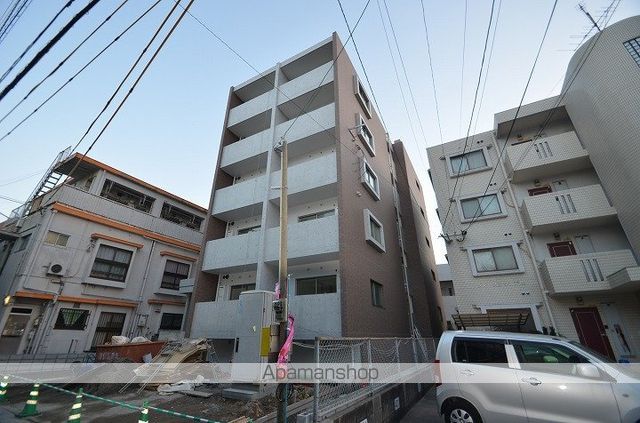 LUCERIAの外観写真