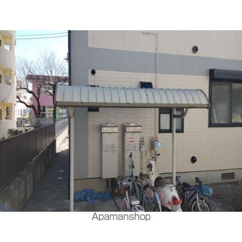 コーポプレジールの玄関写真
