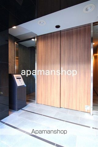 ADVANCE心斎橋ラシュレの玄関写真