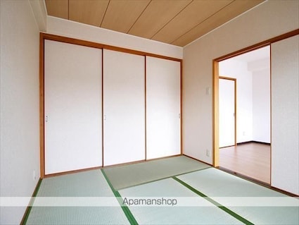 グランアルブル中須賀[2DK/34.83m2]の内装