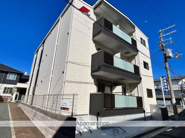 EST PARCAの外観写真