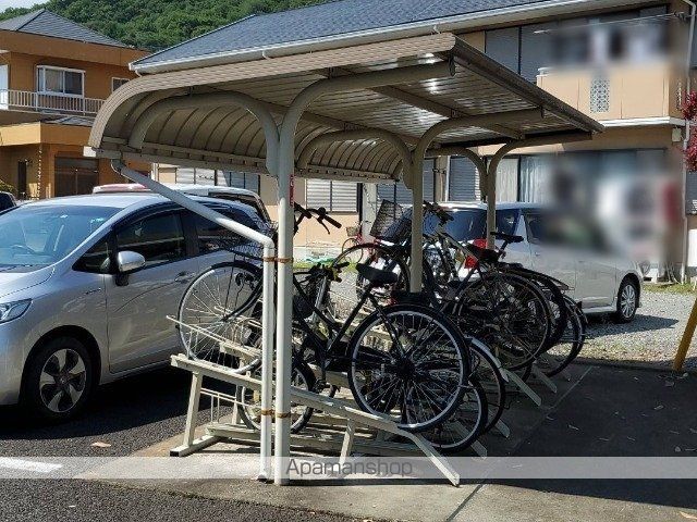 レオパレスセントヴィラージュIIの玄関写真