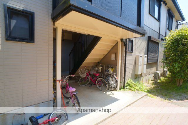 シャトレーヌ梅美台の玄関写真