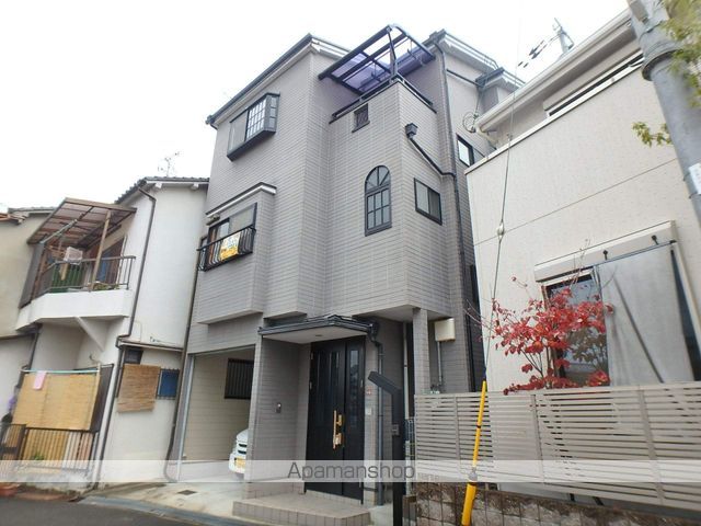 片町線 長尾駅 徒歩6分 3階建 築28年の外観写真