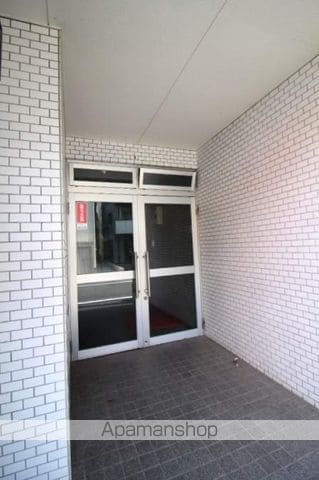シャトレーしょうこうの玄関写真