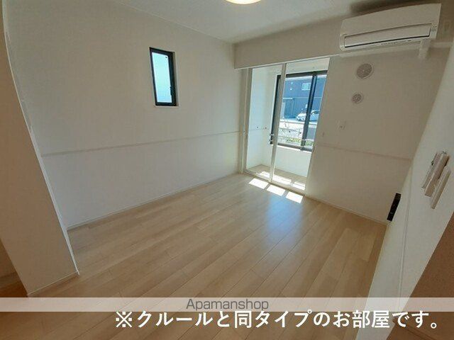 サルス・ノヴァIの内装写真