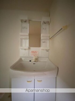 エルピーダＭ　Ｃ棟[2LDK/56.8m2]の洗面所